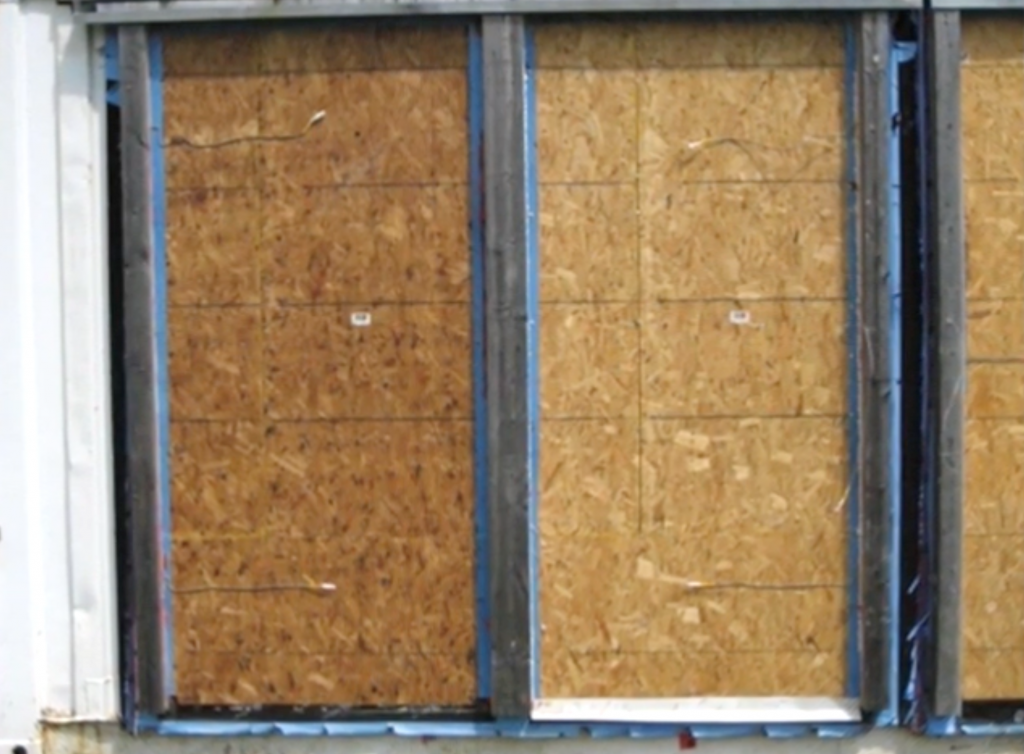 wall moisture content comparison